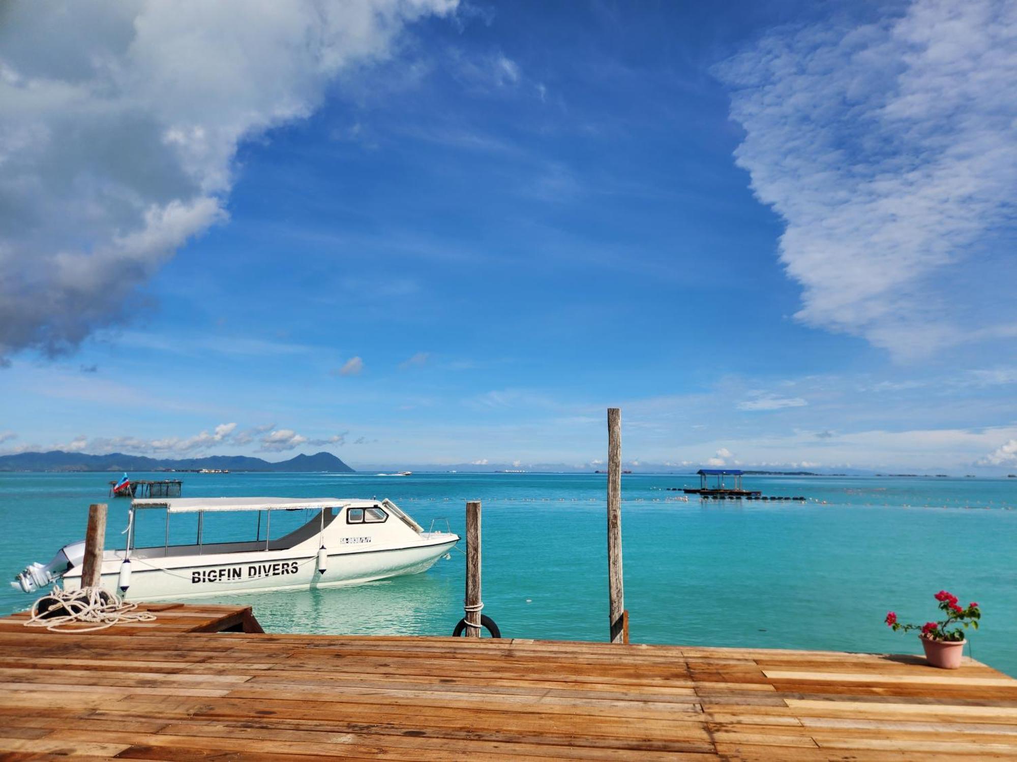 Hotel Bigfin Water Bungalow Semporna Esterno foto