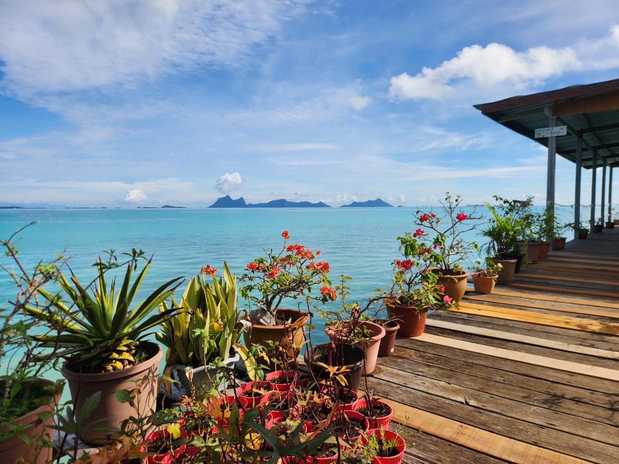 Hotel Bigfin Water Bungalow Semporna Esterno foto